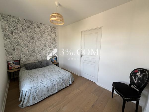 Maison 4 pièce(s) 3 chambre(s) 94 m²