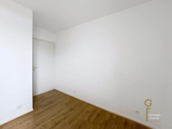 NOUVEAUTE AU PIED DU TRAM T3 DANS RESIDENCE SECURISEE