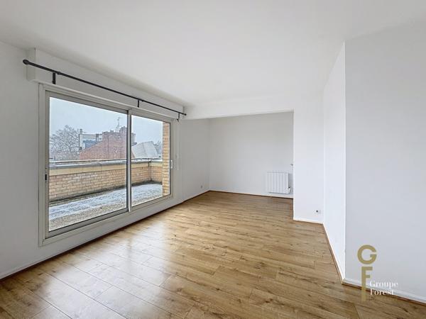 NOUVEAUTE AU PIED DU TRAM T3 DANS RESIDENCE SECURISEE