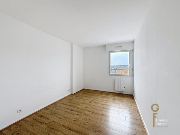NOUVEAUTE AU PIED DU TRAM T3 DANS RESIDENCE SECURISEE