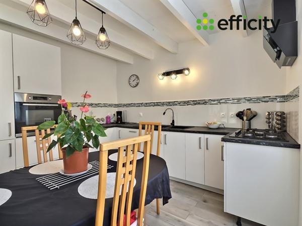 Maison 5 pièces - 92 m² Exclusivité efficity