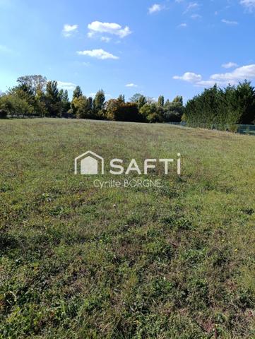 deux terrains constructibles pour un total de 4 265m²