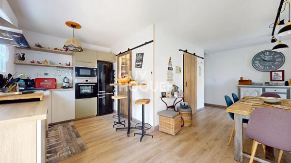 maison T4 jardin et garage à ISLE-SUR-LA-SORGUE (84800).