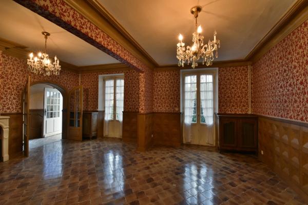 Ensemble de deux maison avec parc de 4000m², à Chaillac (36)