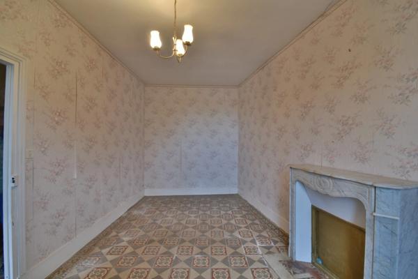 Ensemble de deux maison avec parc de 4000m², à Chaillac (36)