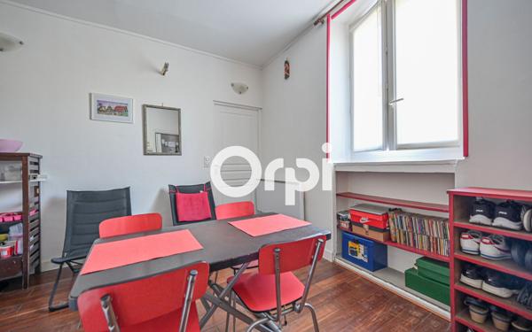 Appartement à vendre    2 pièces • 25,01 m2 Paris 11