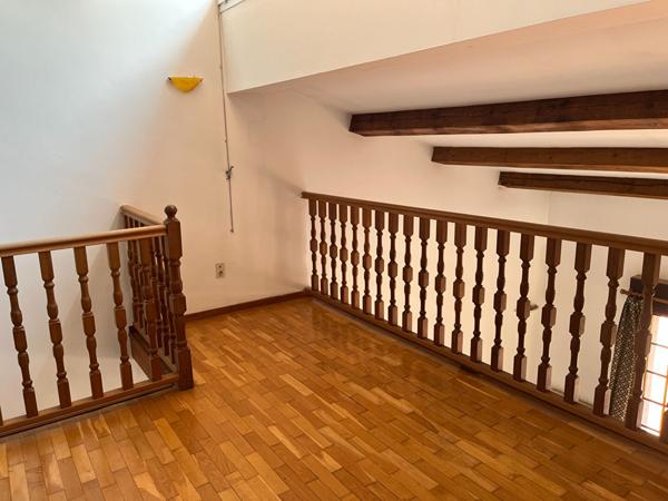 Maison de 160 m2 avec 4 chambres sur une parcelle de terrain de 1432 m2