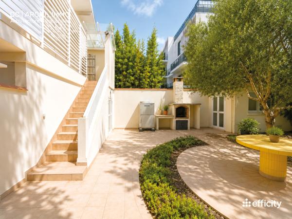 Maison
         5 pièces
        - 172 m² 620 000 € *
