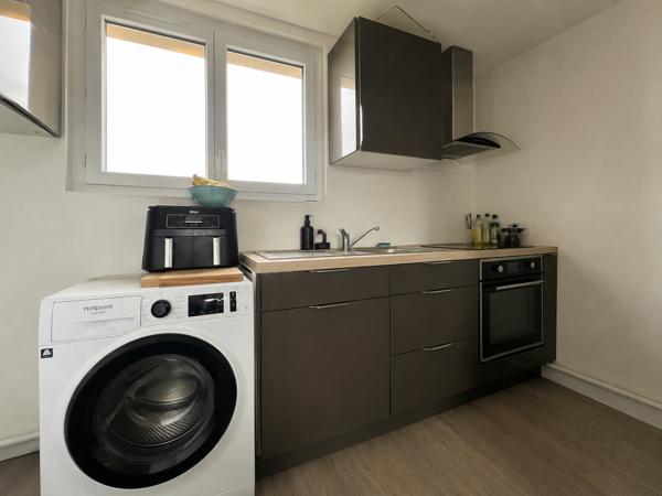 Appartement
         3 pièces
        - 49 m² Exclusivité 74 500 € *