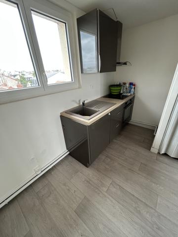 Appartement
         3 pièces
        - 49 m² Exclusivité 74 500 € *