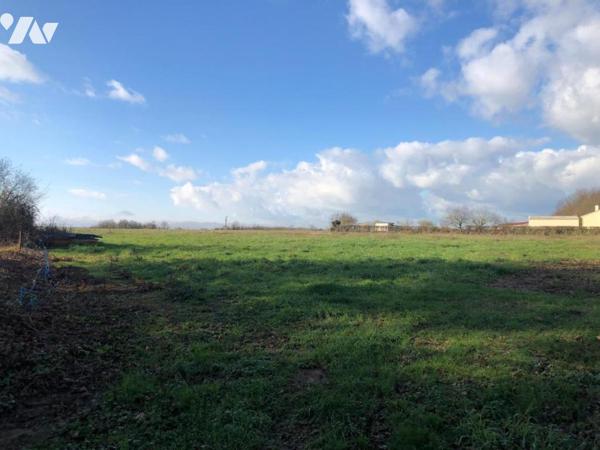 Terrain à Bâtir de 1 843 m²