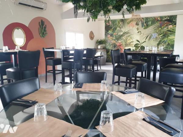 Restaurant sur terrain de 3142m2