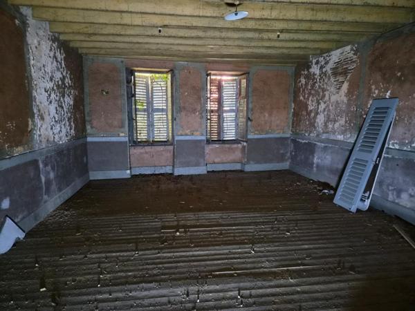 Immeuble à transformer en au moins 4 logements