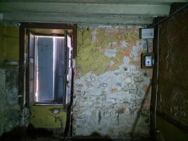 Immeuble à transformer en au moins 4 logements