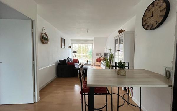 Appartement à vendre    2 pièces • 42,22 m2 Plescop