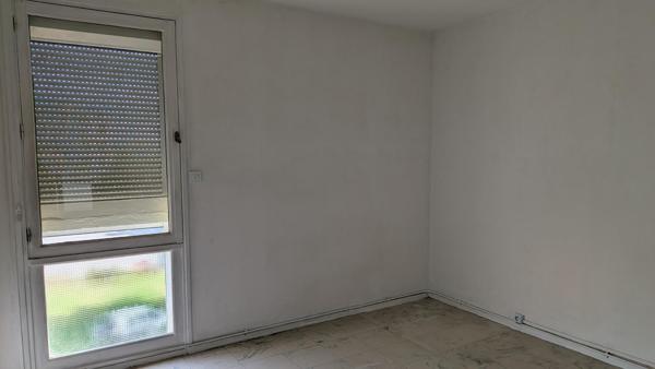 BEL APPARTEMENT 3 PIÈCES AVEC 2 BALCONS PROCHES DE TOUTES COMMODITES