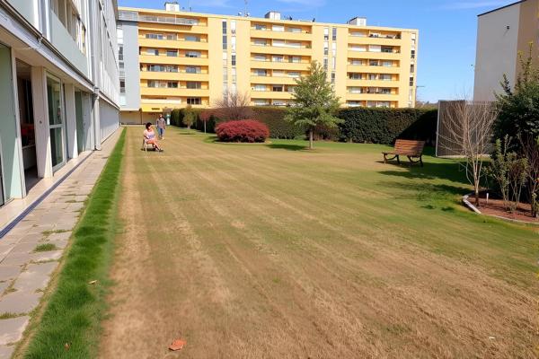 BEL APPARTEMENT 3 PIÈCES AVEC 2 BALCONS PROCHES DE TOUTES COMMODITES