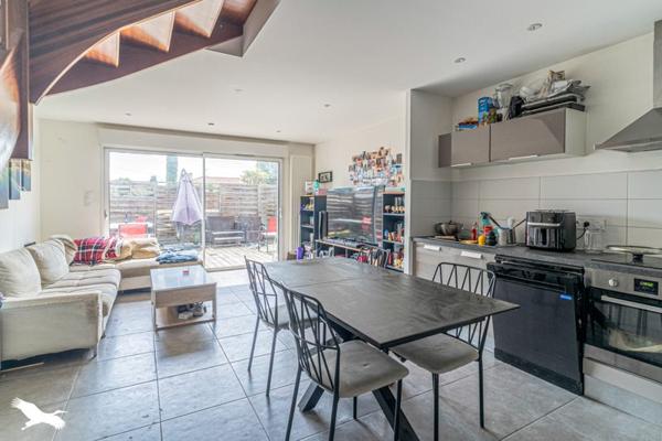 Maison à vendre 272 896 € Villenave-d'Ornon 3 p 68 m² DPE C