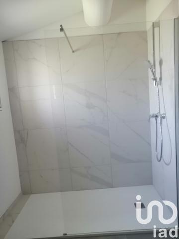 Appartement à vendre 4 pièces 88 m² Cabrières-d'Avignon