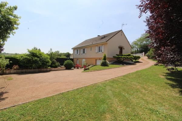 Germigny-sur-Loire (58320) Maison 5 chambres avec sous-sol, garage et parc arboré – Germigny-sur-Loire