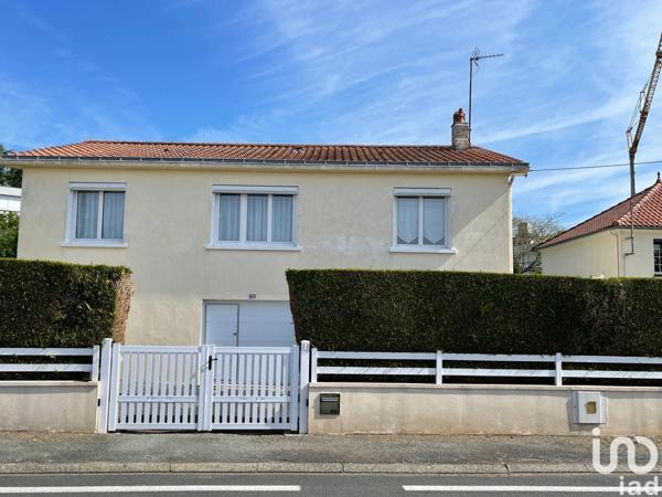 Maison 4 pièces de 96 m² à Pouzauges (85700)