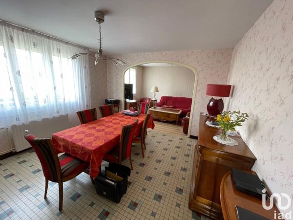 Maison 4 pièces de 96 m² à Pouzauges (85700)