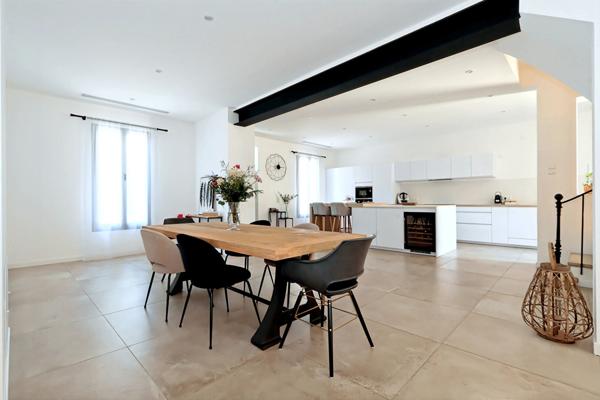 Maison coeur de village de 190m² avec extérieur