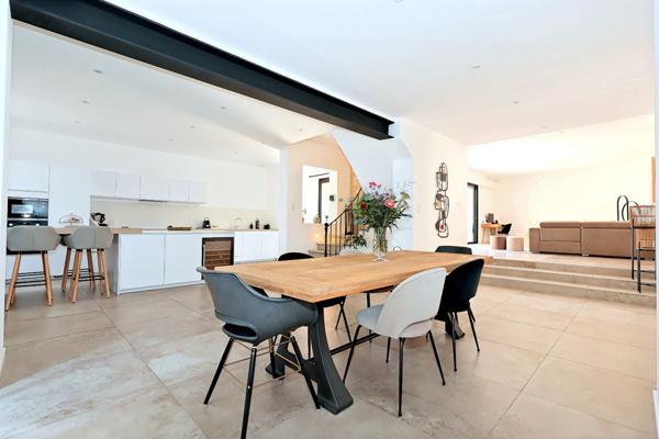 Maison coeur de village de 190m² avec extérieur