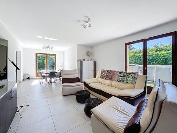 Maison 5 pièces - 140 m² Exclusivité efficity