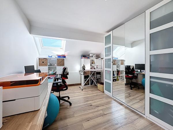 Maison 5 pièces - 140 m² Exclusivité efficity