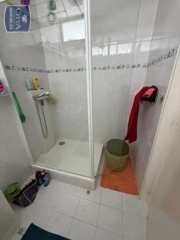 Appartement à vendre 3 pièces 76.14m² Saint-Genis-Pouilly (01630)