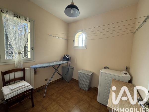 Maison à vendre 7 pièces 197 m² Saint-Privat-des-Vieux