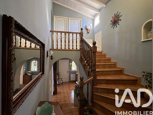 Maison à vendre 7 pièces 197 m² Saint-Privat-des-Vieux