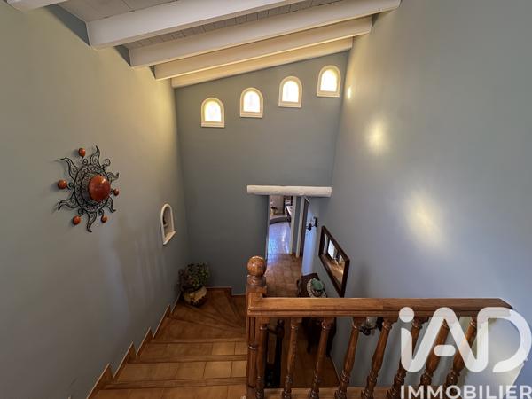 Maison à vendre 7 pièces 197 m² Saint-Privat-des-Vieux