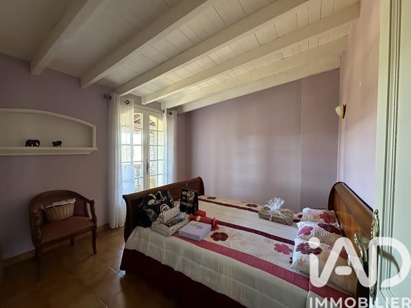 Maison à vendre 7 pièces 197 m² Saint-Privat-des-Vieux