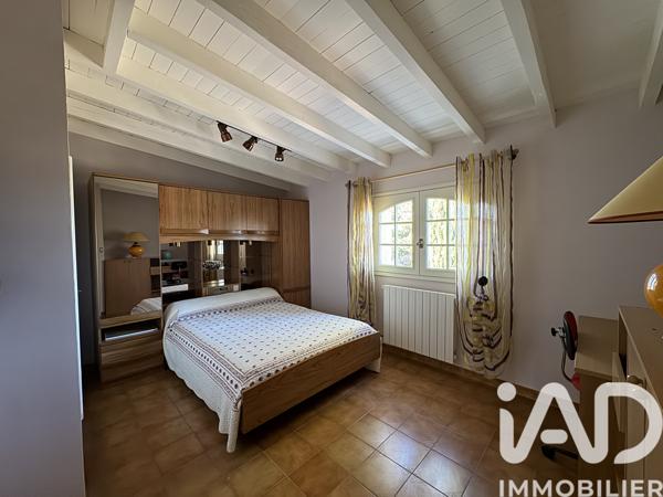 Maison à vendre 7 pièces 197 m² Saint-Privat-des-Vieux