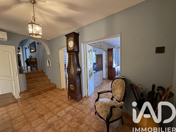 Maison à vendre 7 pièces 197 m² Saint-Privat-des-Vieux