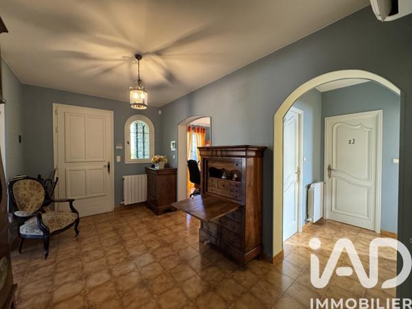 Maison à vendre 7 pièces 197 m² Saint-Privat-des-Vieux