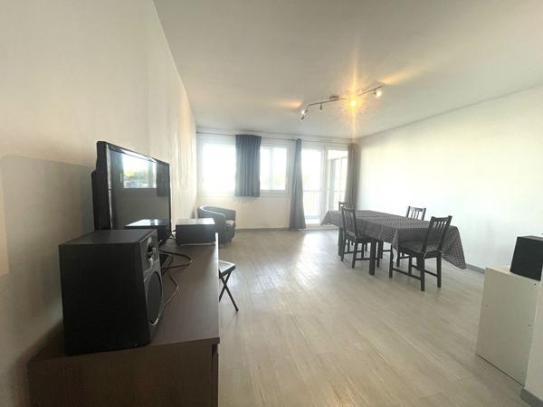 APPARTEMENT T4 + PARKING