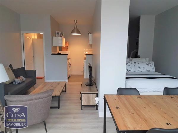 Appartement à louer 2 pièces 43.31m² Lille (59800)