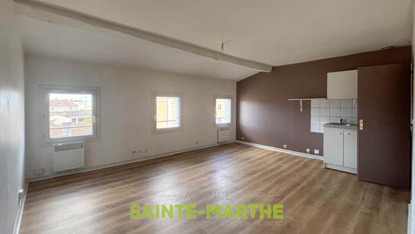 Niort centre, appartement type 2. Niort (79000)