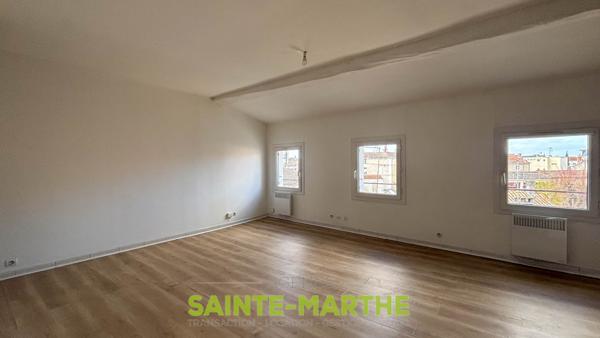 Niort centre, appartement type 2. Niort (79000)