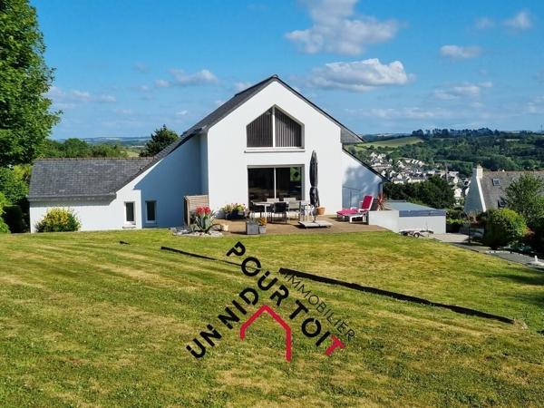 Maison contemporaine familiale sur grand terrain