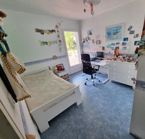 Maison contemporaine familiale sur grand terrain