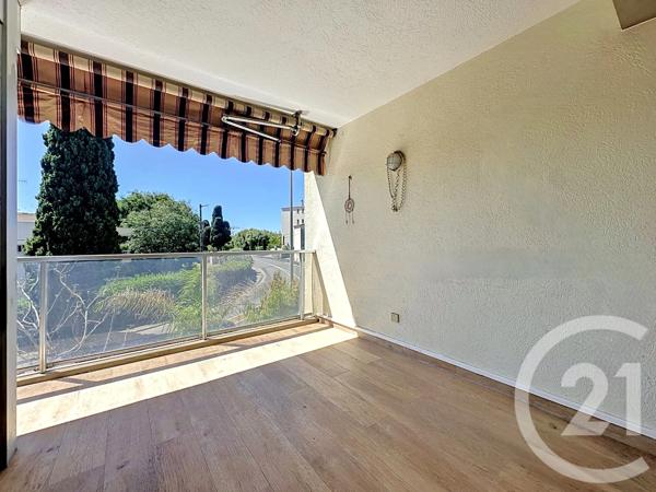 Appartement F3 à vendre  3 pièces - 71 m 2   ANTIBES  - 06