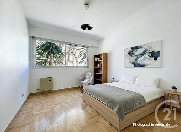 Appartement F3 à vendre  3 pièces - 71 m 2   ANTIBES  - 06