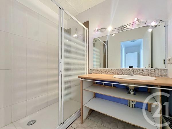 Appartement F3 à vendre  3 pièces - 71 m 2   ANTIBES  - 06