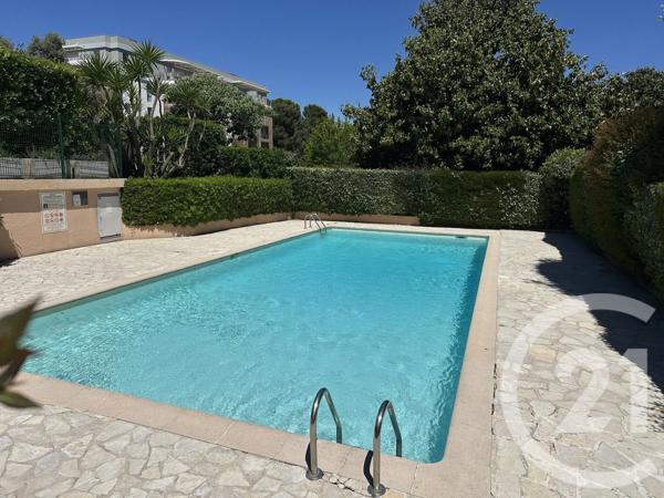 Appartement F3 à vendre  3 pièces - 71 m 2   ANTIBES  - 06