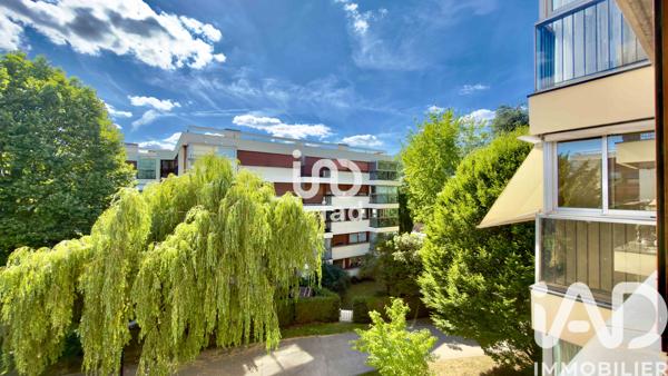 Appartement à vendre 5 pièces 93 m² Le Chesnay-Rocquencourt