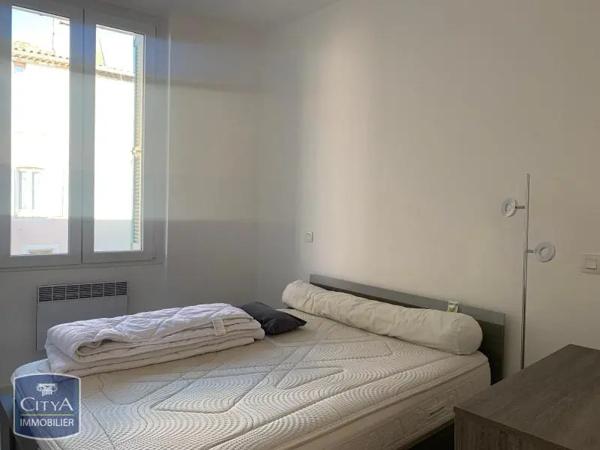 Appartement à louer 3 pièces 46m² Fréjus (83600)